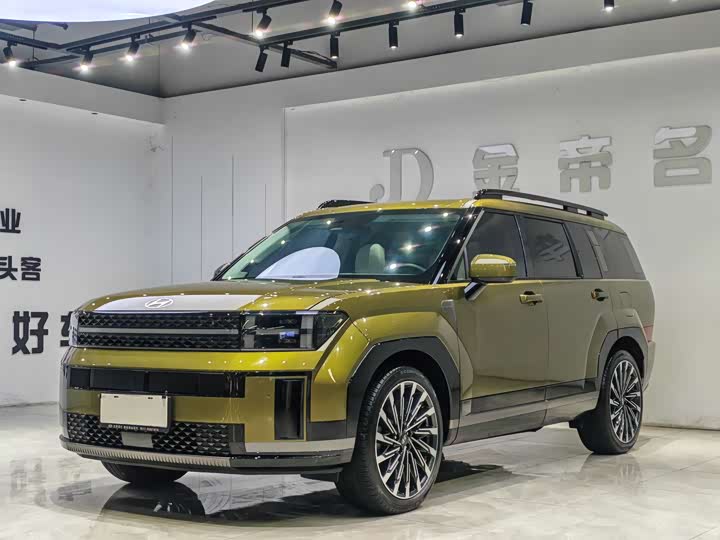 Фото 1 - Hyundai Santa Fe