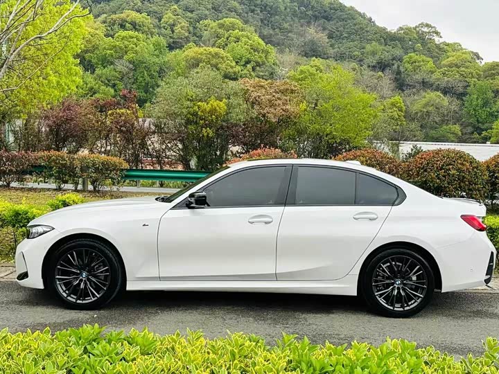 Фото 3 - BMW 3 Series