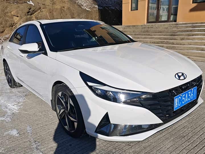 Фото 3 - Hyundai Elantra N line