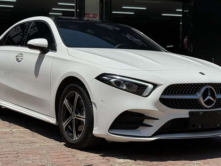 Фото 3 - Mercedes-Benz A-Class