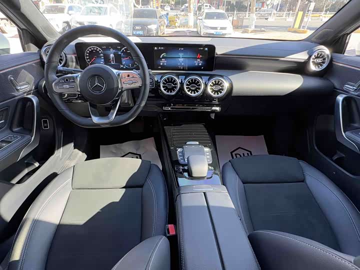 Фото 4 - Mercedes-Benz A-Class