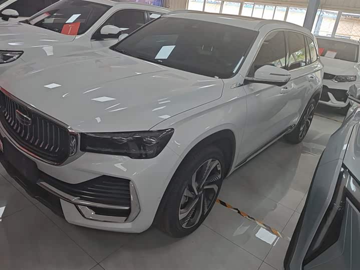 Фото 1 - Geely Monjaro