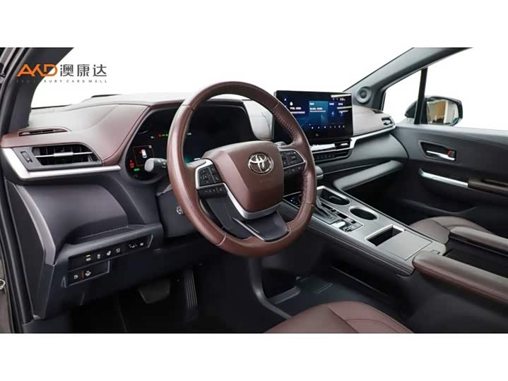 Фото 6 - Toyota Sienna