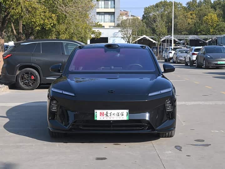 Фото 2 - Nio ET5T