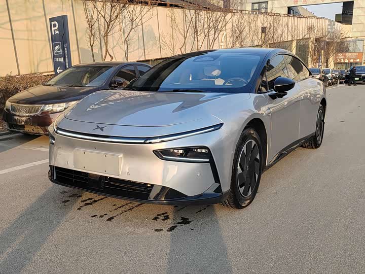 Фото 1 - XPeng F57