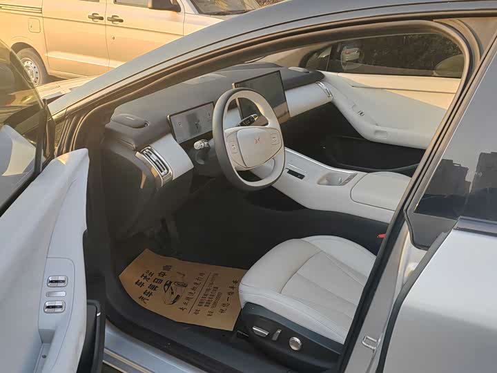 Фото 7 - XPeng F57