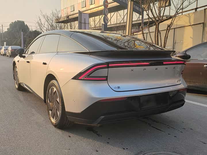 Фото 8 - XPeng F57