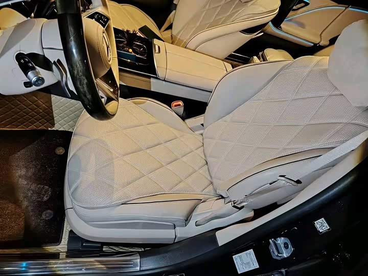 Фото 6 - Mercedes-Benz Maybach S-Class