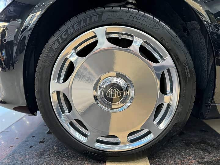 Фото 8 - Mercedes-Benz Maybach S-Class