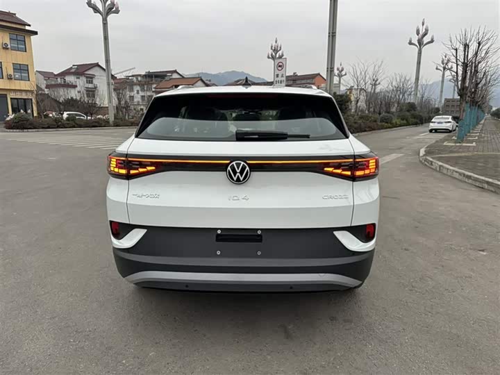 Фото 9 - Volkswagen ID.4 Crozz