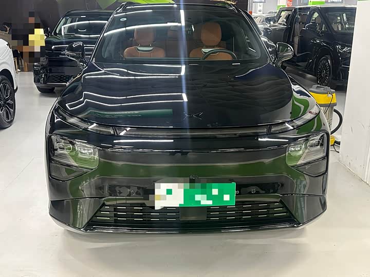 Фото 2 - XPeng G9