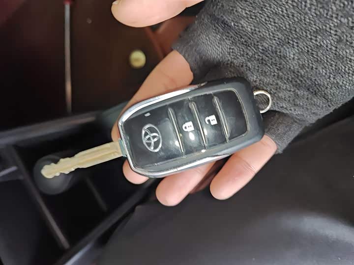 Фото 9 - Toyota Vios