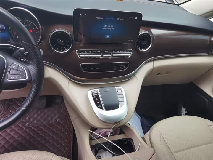 Фото 6 - Mercedes-Benz V-Class