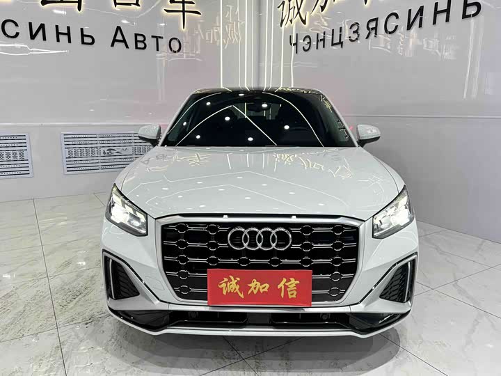 Фото 2 - Audi Q2L