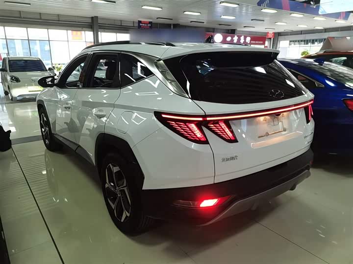 Фото 5 - Hyundai Tucson L