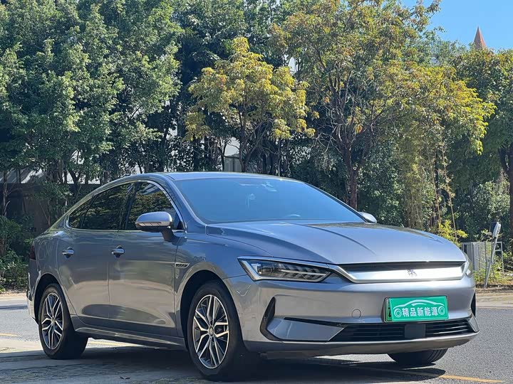 Фото 3 - BYD Qin Plus