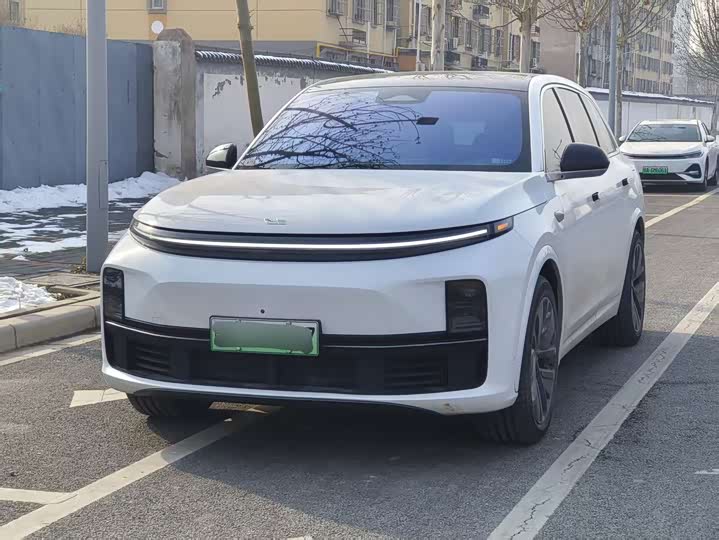 Фото 1 - LiXiang L7