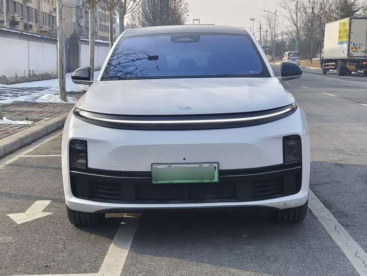 Фото 2 - LiXiang L7