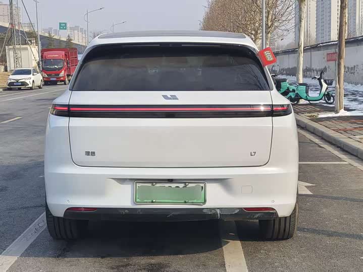 Фото 7 - LiXiang L7