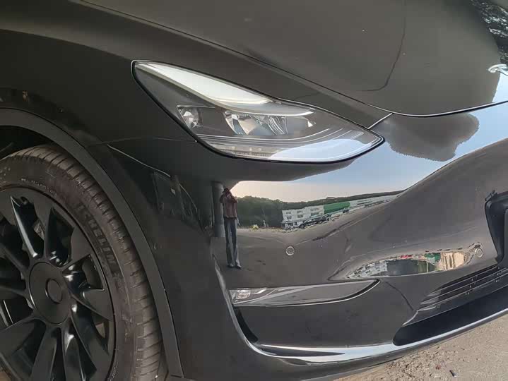 Фото 6 - Tesla Model Y