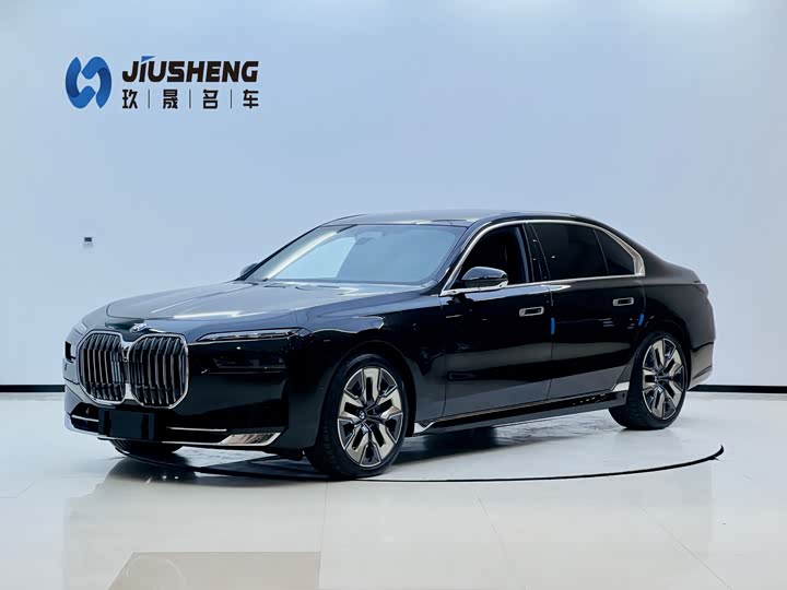 Фото 1 - BMW 7 Series