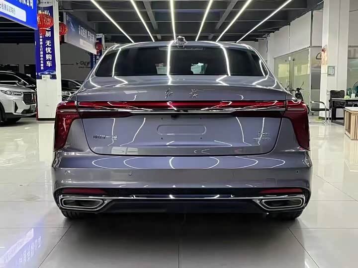 Фото 8 - Hongqi H5