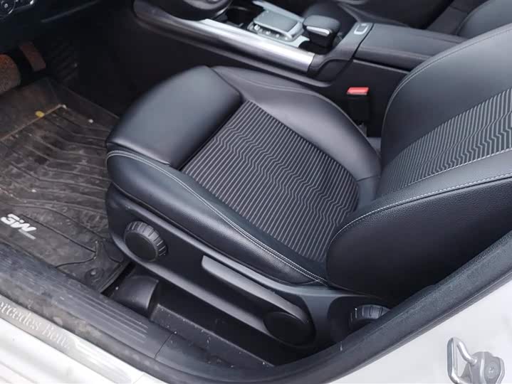 Фото 9 - Mercedes-Benz B-Class