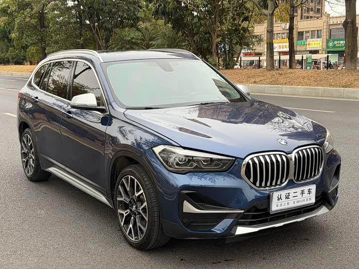 Фото 3 - BMW X1