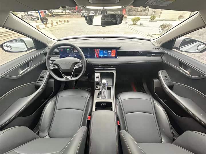 Фото 3 - Roewe i5