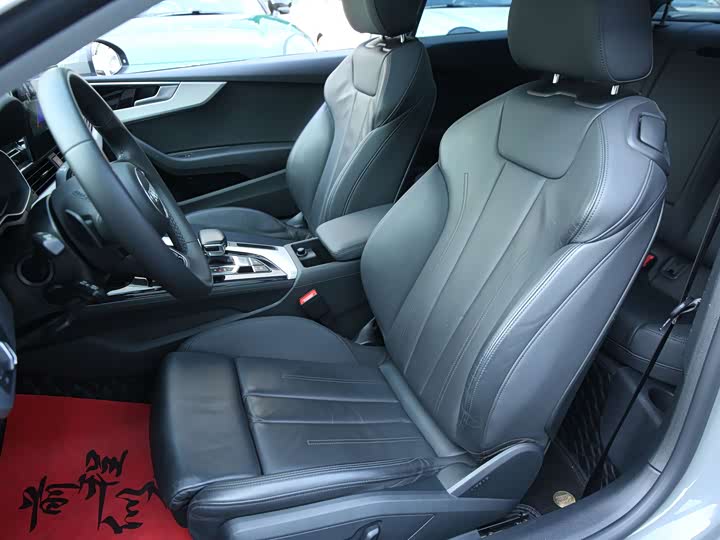 Фото 8 - Audi A5