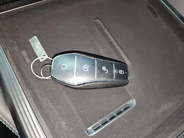 Фото 9 - BYD Song L DM-i Hybrid