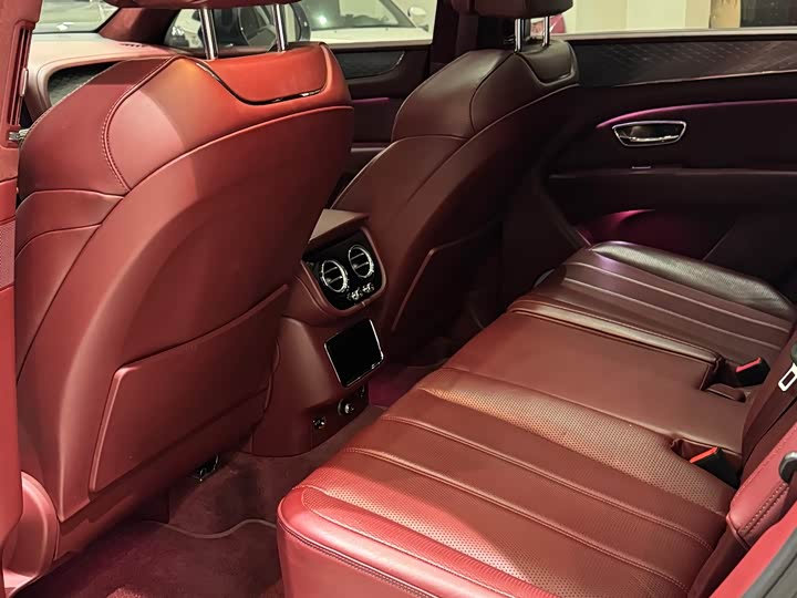 Фото 7 - Bentley Bentayga