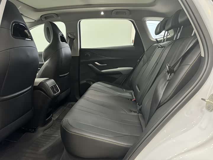 Фото 4 - BYD Sea Lion 05 DM-i Hybrid