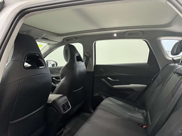 Фото 6 - BYD Sea Lion 05 DM-i Hybrid