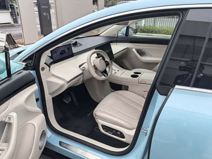 Фото 7 - Luxeed R7