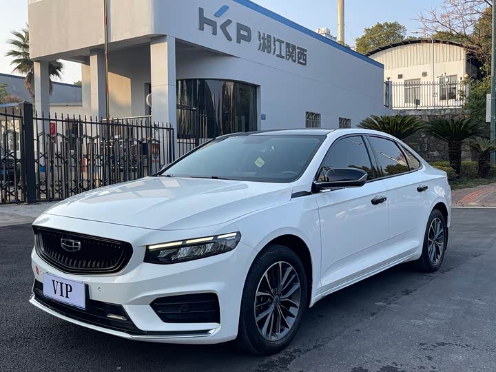 Фото 1 - Geely Preface