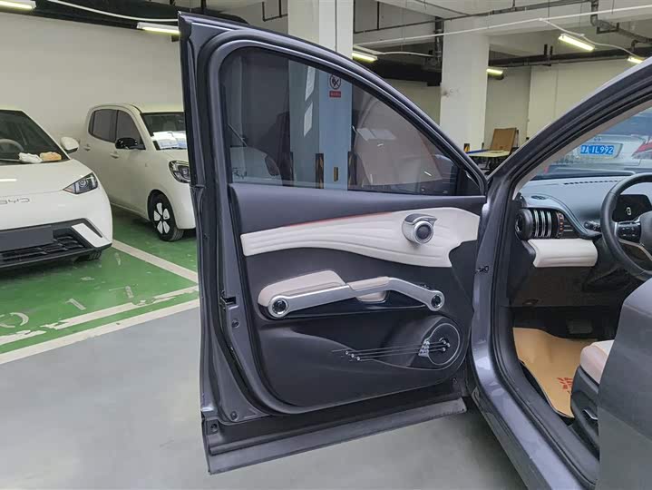 Фото 7 - BYD Yuan Plus