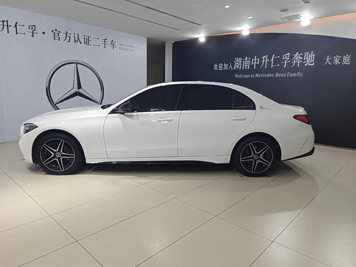 Фото 5 - Mercedes-Benz C-Class