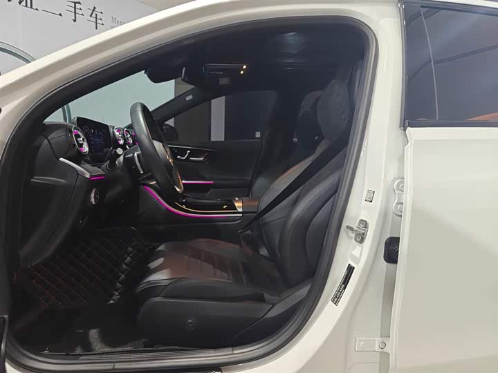 Фото 8 - Mercedes-Benz C-Class