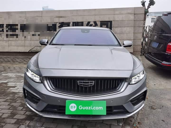 Фото 3 - Geely Preface