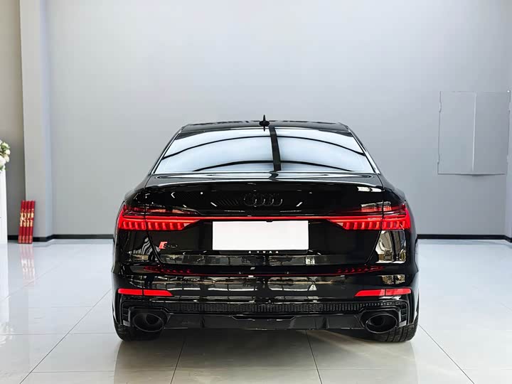 Фото 8 - Audi A6L