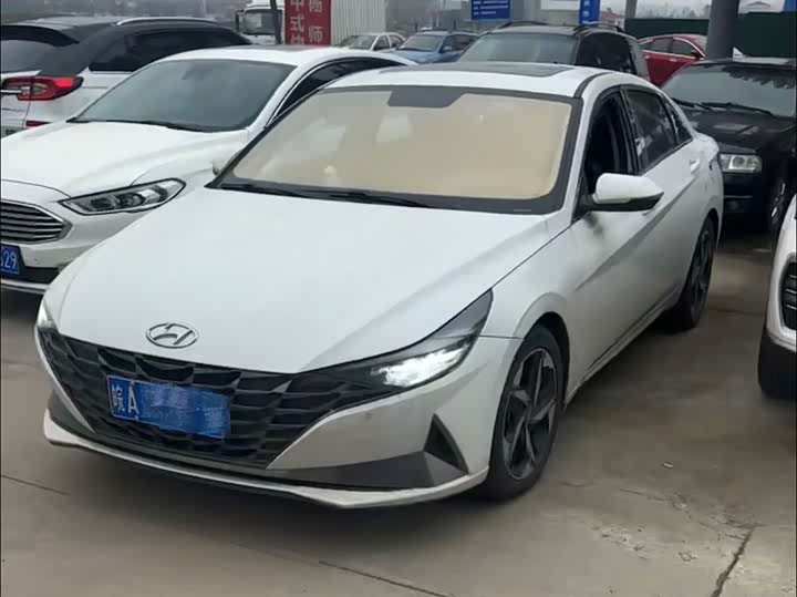 Фото 1 - Hyundai Elantra N line