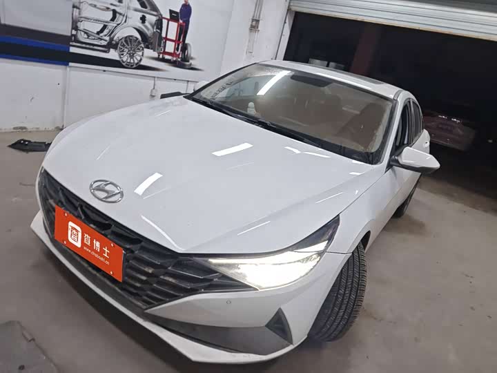Фото 2 - Hyundai Elantra N line