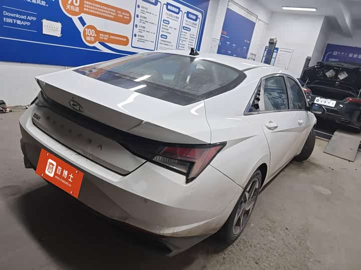 Фото 3 - Hyundai Elantra N line