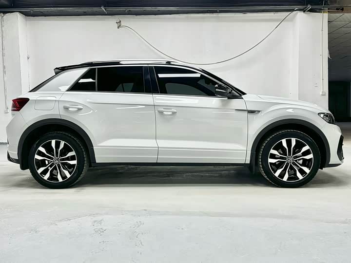 Фото 6 - Volkswagen T-Roc