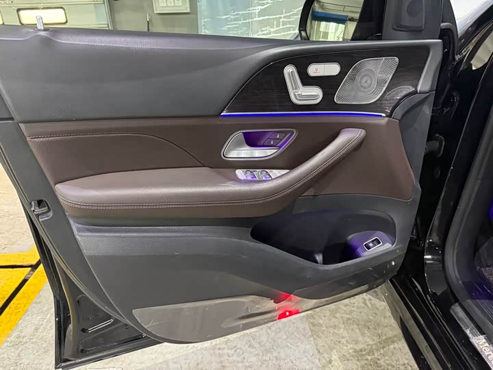 Фото 4 - Mercedes-Benz GLE-Class