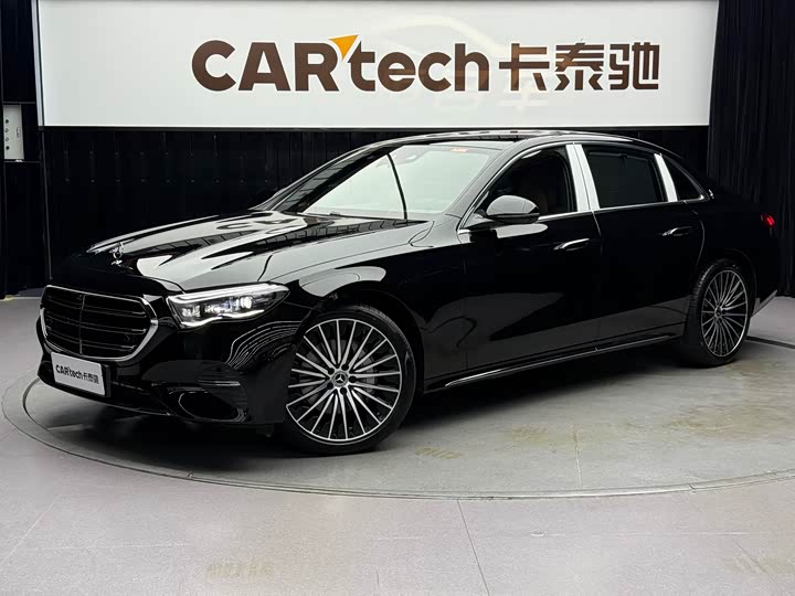 Фото 1 - Mercedes-Benz E-Class