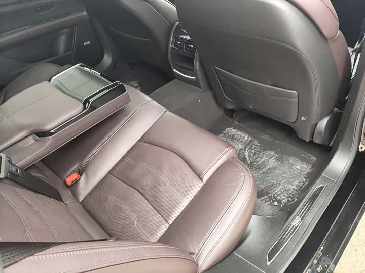 Фото 8 - Cadillac CT6