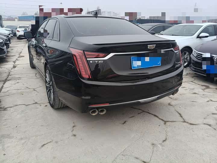 Фото 9 - Cadillac CT6