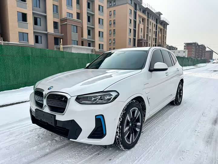 Фото 1 - BMW iX3